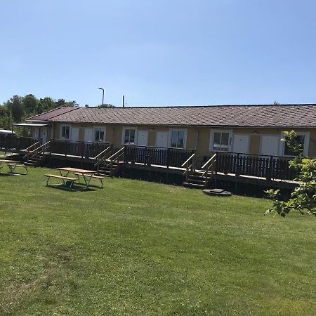 Hotel Solhem Bohus Bjoerkoe à Bjorko  Extérieur photo